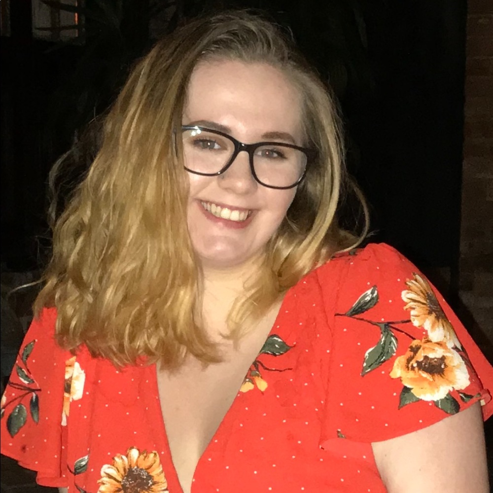 Meet your Posher, Michaela